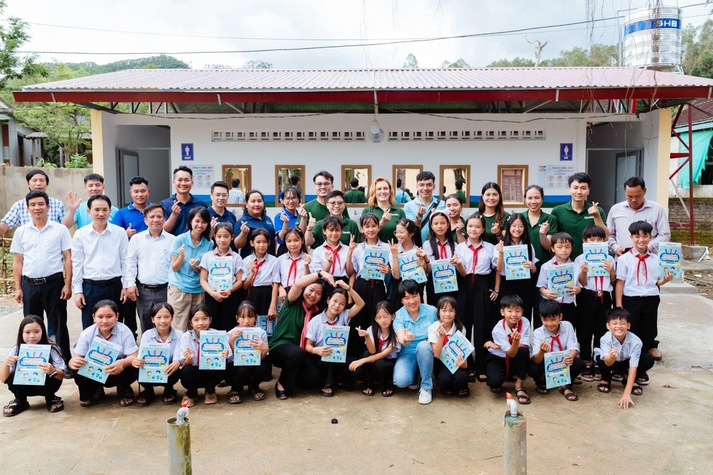Opella Việt Nam trao môi trường học sạch đẹp cho 7.500 học sinh Quảng Trị - 6