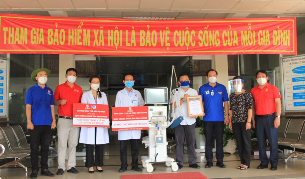 Tiếp sức Việt Nam tới tuyến đầu chống dịch - 1 Tiếp sức Việt Nam tới tuyến đầu chống dịch - 1
