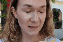 Mua múi sầu riêng ở Đà Nẵng giá 200.000 đồng, khách Tây nhăn mặt lắc đầu