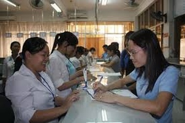 Có được đổi thẻ BHYT lên quyền lợi khám chữa bệnh cao hơn?