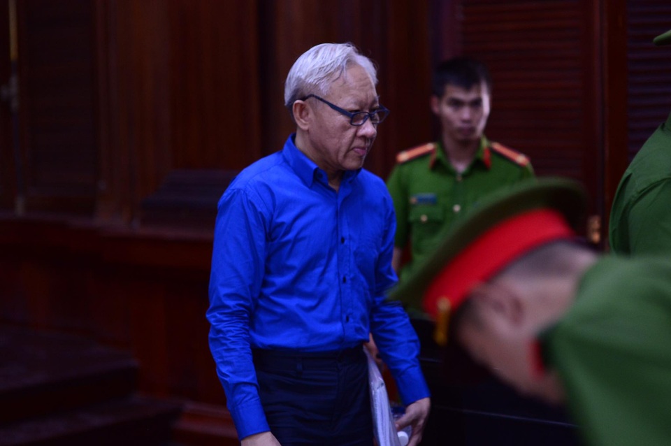 Điều tra lại đại án ngân hàng Đông Á giai đoạn 2 - 3 Điều tra lại đại án ngân hàng Đông Á giai đoạn 2 - 3