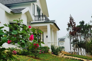 Tận hưởng cuộc sống trong lành với biệt thự ngoại ô