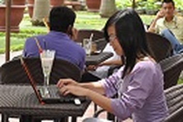 DCOM 3G - dùng Internet di động với mức cước thấp nhất