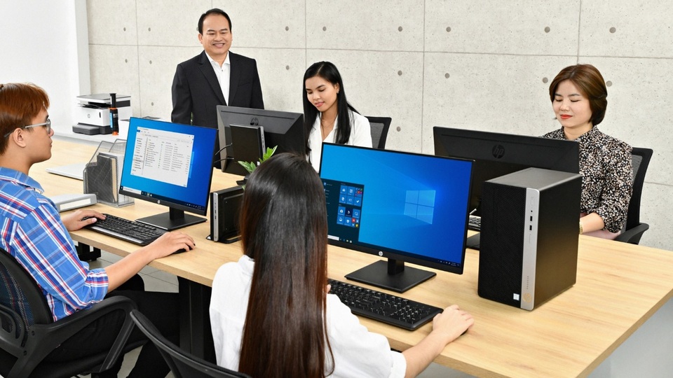 CEO Lâm Minh Chánh: Thương hiệu được xây dựng bởi những sản phẩm chỉn chu - 3 CEO Lâm Minh Chánh: Thương hiệu được xây dựng bởi những sản phẩm chỉn chu - 3