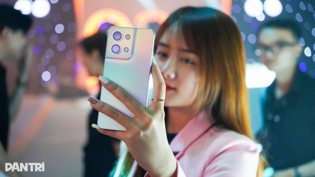 Loạt smartphone đáng chú ý vừa ra mắt thị trường Việt Nam - 2 Loạt smartphone đáng chú ý vừa ra mắt thị trường Việt Nam - 2