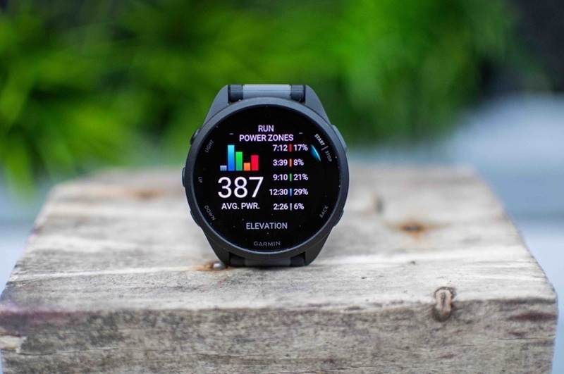 Đồng hồ chạy bộ "quốc dân" Garmin Forerunner 165 giảm giá sâu, chất lượng tuyệt vời!
