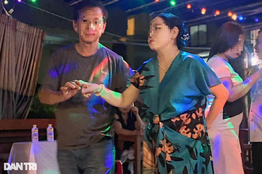 Những khách hàng đặc biệt của quán cà phê độc lạ tại Đà Nẵng - 1 Những khách hàng đặc biệt của quán cà phê độc lạ tại Đà Nẵng - 1