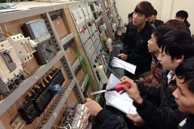 Chính phủ giao Bộ Lao động - Thương binh và Xã hội quản lý dạy nghề