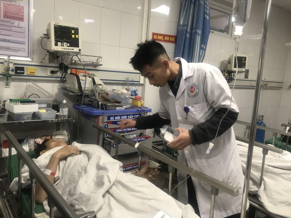 Vụ rơi thang tời tại công trình tòa nhà Sở Tài chính: 3 người tử vong - 2 Vụ rơi thang tời tại công trình tòa nhà Sở Tài chính: 3 người tử vong - 2