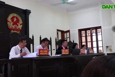 Ngồi tù vì "nổ" chạy tại ngoại cho giám đốc doanh nghiệp khoáng sản