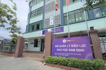 Vì sao tiền điện nhà cụ bà đơn thân tăng vọt lên hơn 12 triệu đồng?