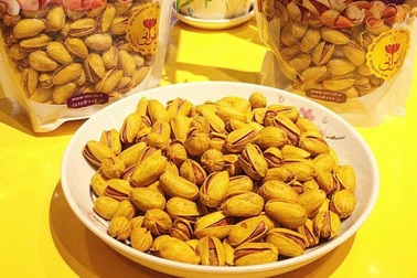 "Vàng đỏ" 500 triệu đồng tẩm hạt dẻ cười: Bà chị mua luôn 3 cân ăn Tết
