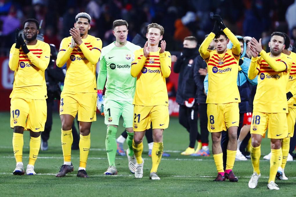 Pedri ghi bàn, Barcelona thắng trận derby Catalonia - 2 Pedri ghi bàn, Barcelona thắng trận derby Catalonia - 2