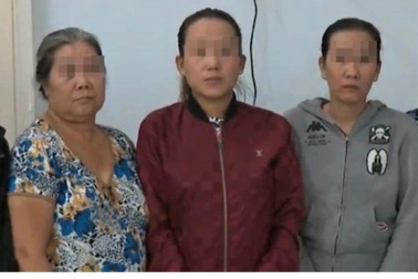 Phá hai sòng bạc ẩn mình trong bãi xe ở TPHCM