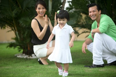 Nghệ sĩ Việt gửi lời chúc đầu năm