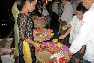 Tái hiện phiên chợ Tết Huế xưa tại TPHCM