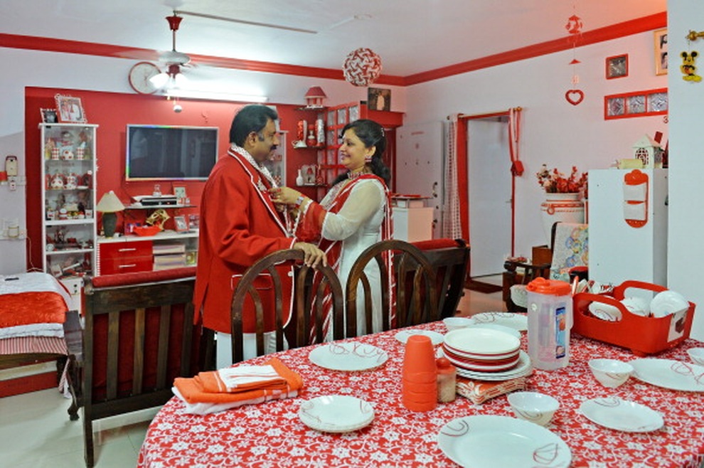 Cuồng hai màu đỏ, trắng, người đàn ông bất ngờ trở nên nổi tiếng - 10 Cuồng hai màu đỏ, trắng, người đàn ông bất ngờ trở nên nổi tiếng - 10