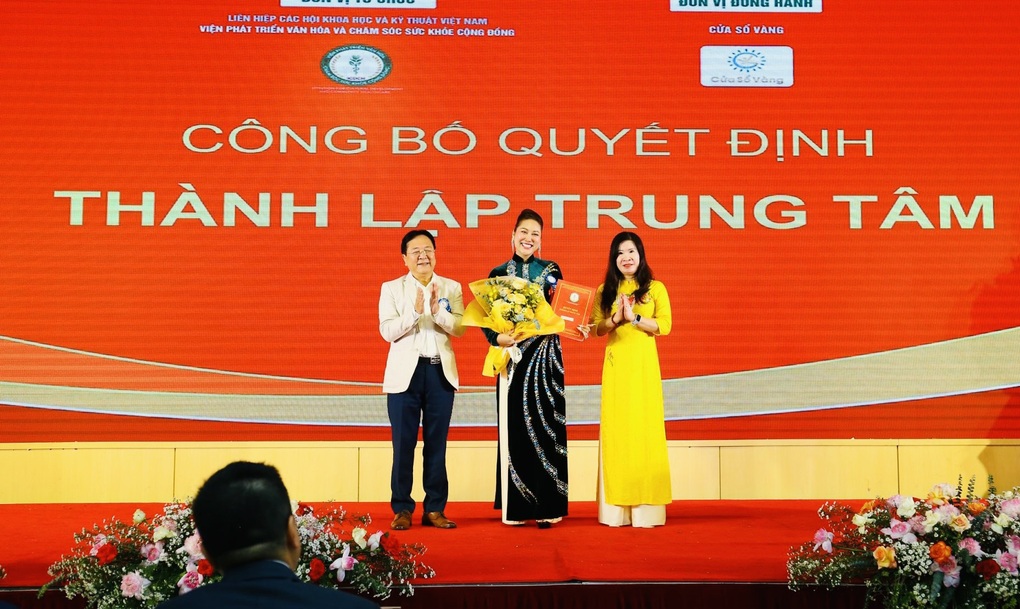 Phi Thanh Vân làm Giám đốc Trung tâm Văn hóa nghệ thuật và Truyền thông - 1