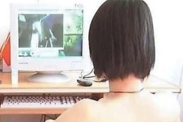 Học trò đọc sách tả cảnh sex, nhiều người kể xưa chuyền tay "cô giáo Thảo"