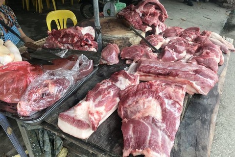 Sức mua các mặt hàng tăng 15-20% trong dịp Tết Kỷ Hợi