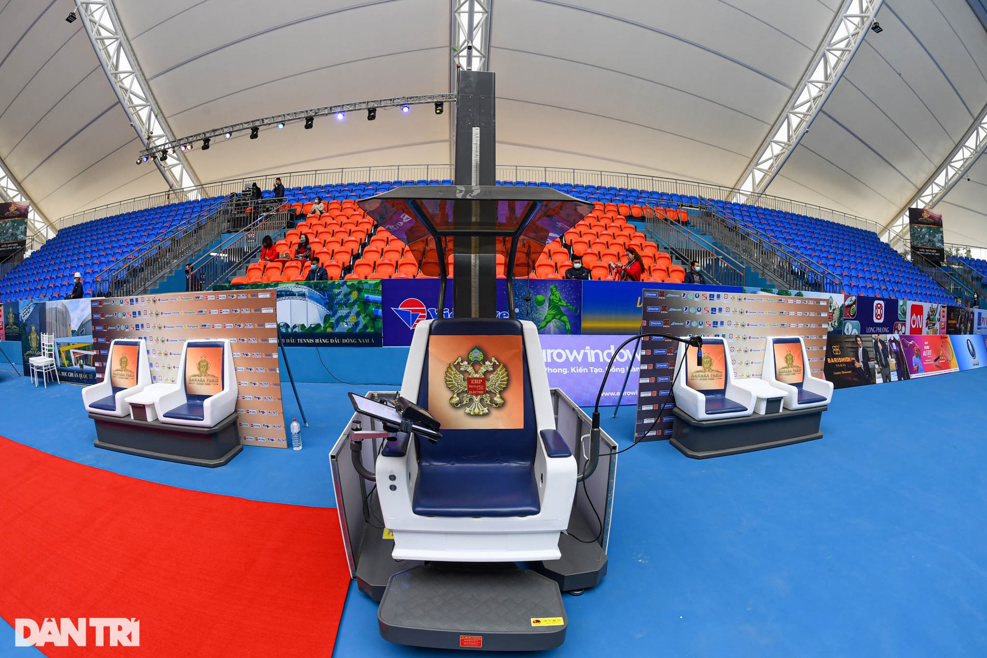 Cận cảnh tổ hợp sân quần vợt lớn và hiện đại nhất Việt Nam - 12