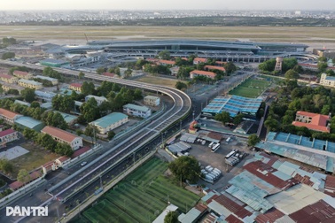 Cầu vượt nhà ga T3 sân bay Tân Sơn Nhất trước ngày thông xe