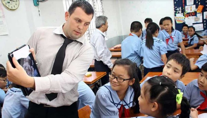 Đề xuất điều kiện cấp giấy phép lao động nước ngoài làm việc tại Việt Nam - Ảnh 1. Đề xuất điều kiện cấp giấy phép lao động nước ngoài làm việc tại Việt Nam - Ảnh 1.