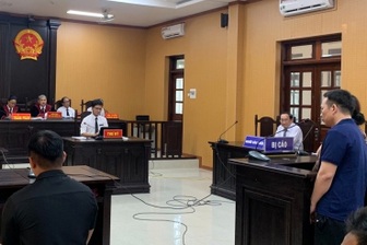 Đôi vợ chồng đánh gãy 2 tay nam shipper lĩnh án tù