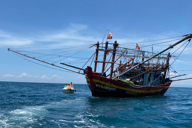 Tài sản bốc hơi, nhà đầu tư ngày một "xa bờ" vì chứng khoán lao dốc