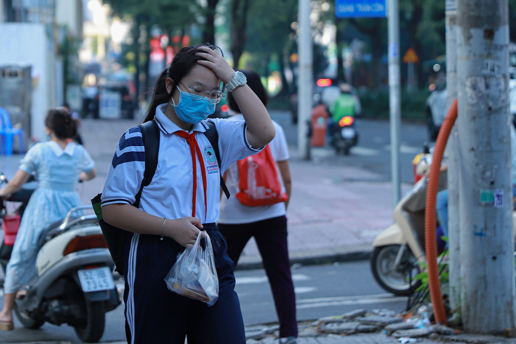 Cha mẹ băn khoăn cho con học chữ trước thềm tiểu học - 2 Cha mẹ băn khoăn cho con học chữ trước thềm tiểu học - 2