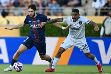 Atletico giành chiến thắng quan trọng, PSG thua sốc đại diện Brazil