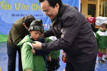 Ấm áp khởi động chương trình "Điều ước cho em"