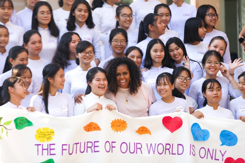 Cuộc sống “muôn màu” của ông Obama sau khi rời Nhà Trắng - 2 Cuộc sống “muôn màu” của ông Obama sau khi rời Nhà Trắng - 2