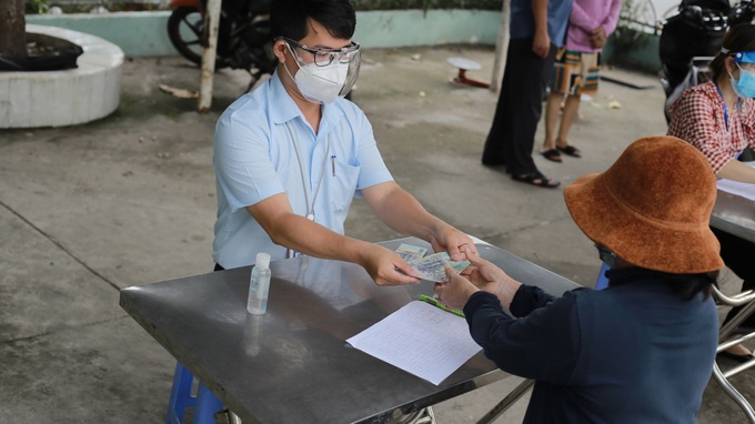 Chiều ngày 23/7, đã có 10 trường hợp dương tính mới được ghi nhận trên địa bàn thành phố - Ảnh 1.