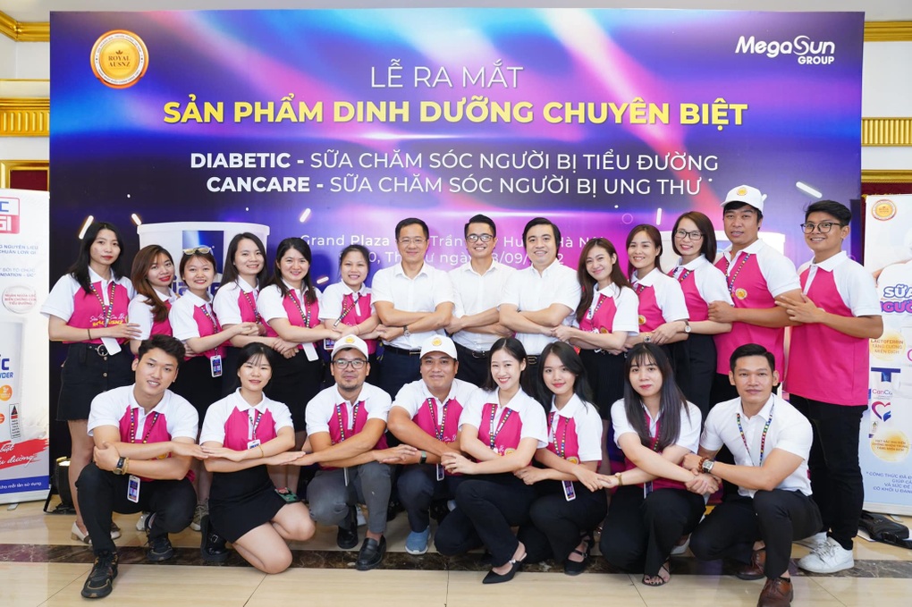 Sữa Hoàng Gia Royal Ausnz ra mắt sản phẩm cho người bệnh tiểu đường, ung thư - 2 Sữa Hoàng Gia Royal Ausnz ra mắt sản phẩm cho người bệnh tiểu đường, ung thư - 2