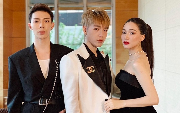 Erik: Đức Phúc đi gặp ai cũng trang điểm, chị Hòa Minzy thường mua túi lên tới 500 triệu - Ảnh 3. Erik: Đức Phúc đi gặp ai cũng trang điểm, chị Hòa Minzy thường mua túi lên tới 500 triệu - Ảnh 3.
