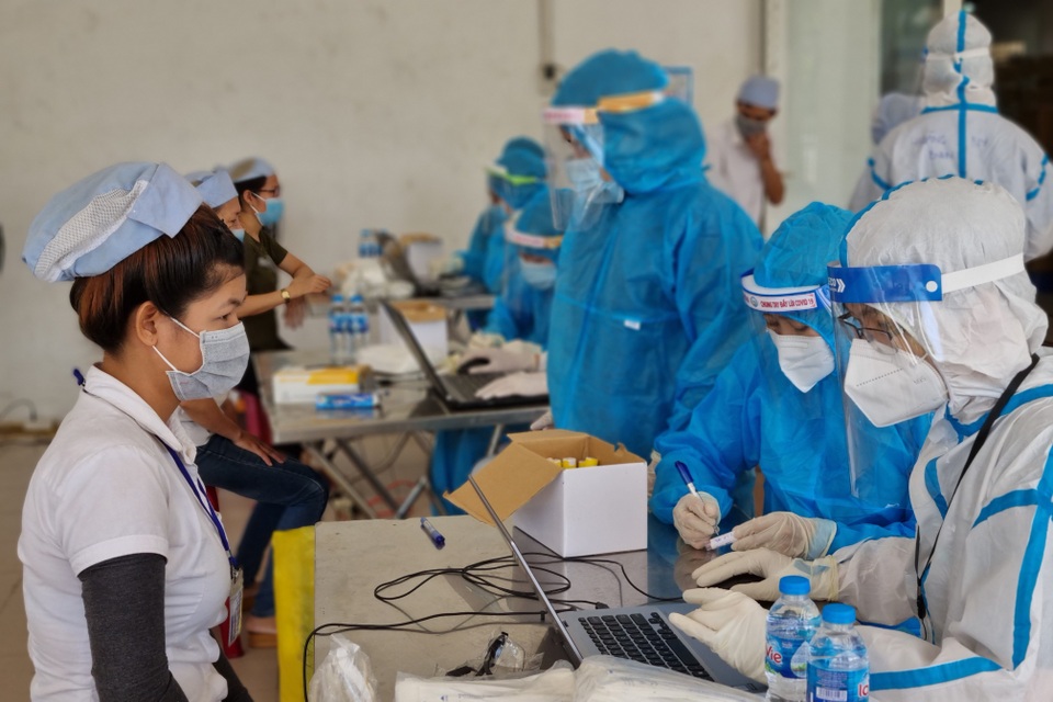 Đà Nẵng: Hàng chục nghìn lao động tại các KCN được xét nghiệm SARS-CoV-2 - 4