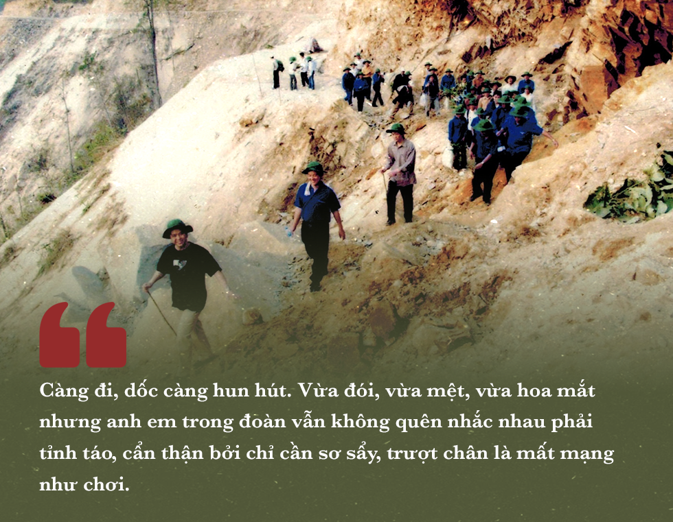 Tổ đánh án trộm dưa và lần vượt ngàn bắt người rừng ở lưng chừng trời - 3 Tổ đánh án trộm dưa và lần vượt ngàn bắt người rừng ở lưng chừng trời - 3
