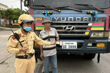 Tài xế xe tải dùng ma túy trong tiệc sinh nhật