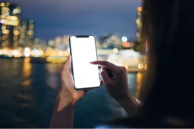 Apple doạ khoá tài khoản nào tự ý khai thác thông tin người dùng