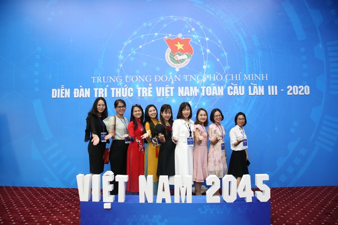 Bế mạc Diễn đàn Trí thức trẻ Việt Nam toàn cầu lần III, năm 2020 - Ảnh 2.