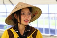 Cô gái Việt lên truyền hình Hàn, trồng rau muống kiếm trăm triệu đồng/tháng