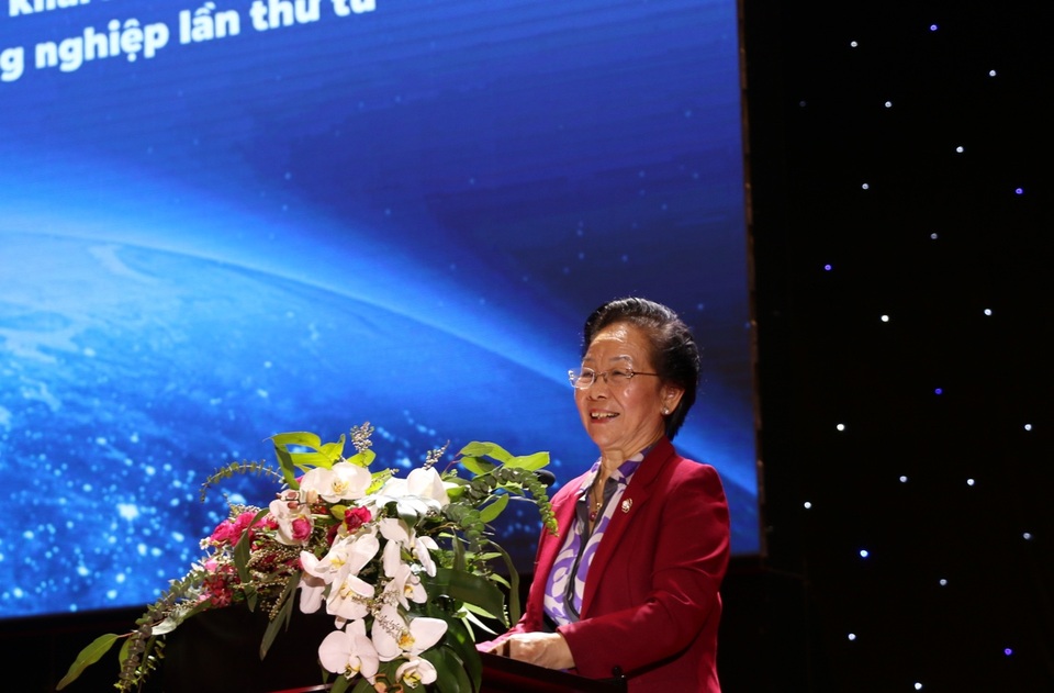 Đào tạo nguồn nhân lực chất lượng cao theo tiêu chí “Công dân học tập” - 1 Đào tạo nguồn nhân lực chất lượng cao theo tiêu chí “Công dân học tập” - 1
