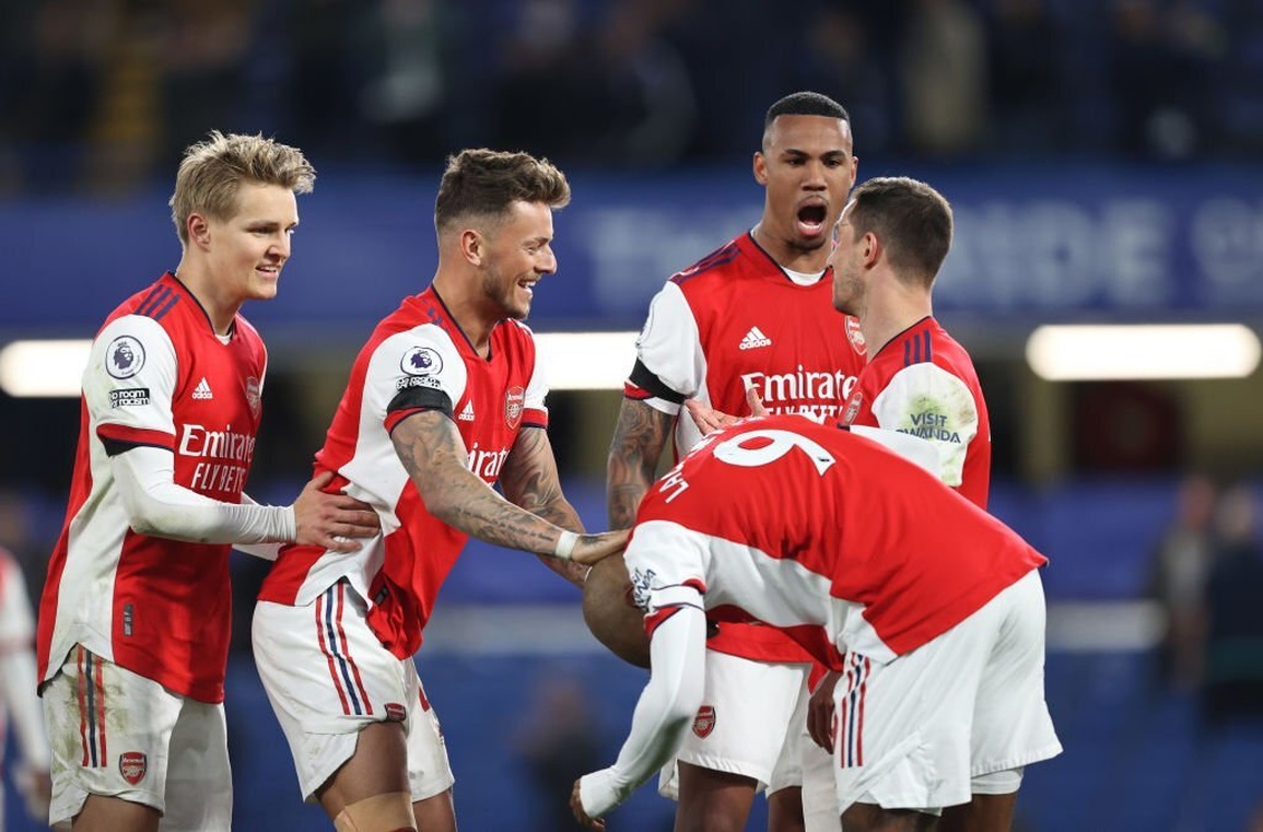 Đánh bại Chelsea, Arsenal nới rộng khoảng cách với Man Utd - 1 Đánh bại Chelsea, Arsenal nới rộng khoảng cách với Man Utd - 1