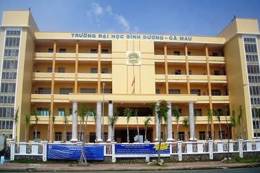 Sinh viên phải học khiêu vũ, guitar trước khi ra trường