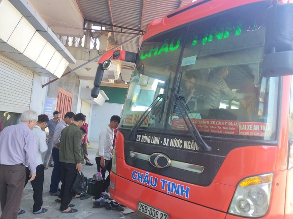 “Chuyến xe 0 đồng” cho sinh viên, lao động nghèo về quê đón Tết - 1 “Chuyến xe 0 đồng” cho sinh viên, lao động nghèo về quê đón Tết - 1