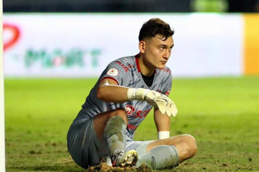 Văn Lâm chơi chắc chắn, Muangthong thắng đậm đối thủ mạnh Trat FC