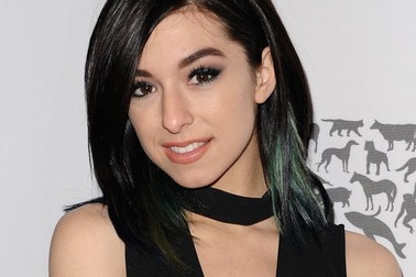 Ca sỹ 9X người Mỹ bị bắn chết