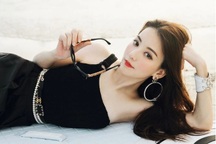 Vợ kém 22 tuổi của Quách Phú Thành uất ức khi bị tố "săn đại gia"