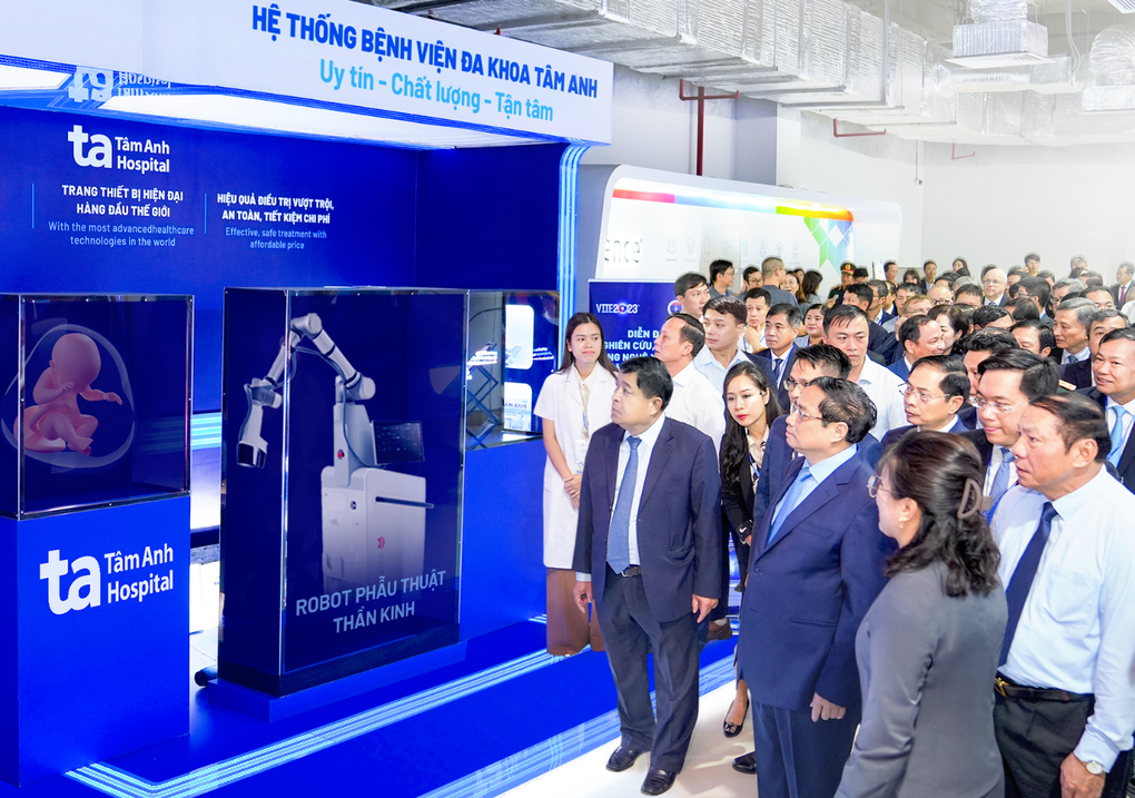Bệnh viện Tâm Anh trình diễn công nghệ y tế ở Triển lãm quốc tế đổi mới sáng tạo - 1 Bệnh viện Tâm Anh trình diễn công nghệ y tế ở Triển lãm quốc tế đổi mới sáng tạo - 1